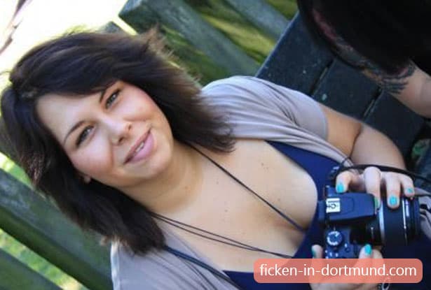 Dortmunder Hausfrau will hemmungslos ficken